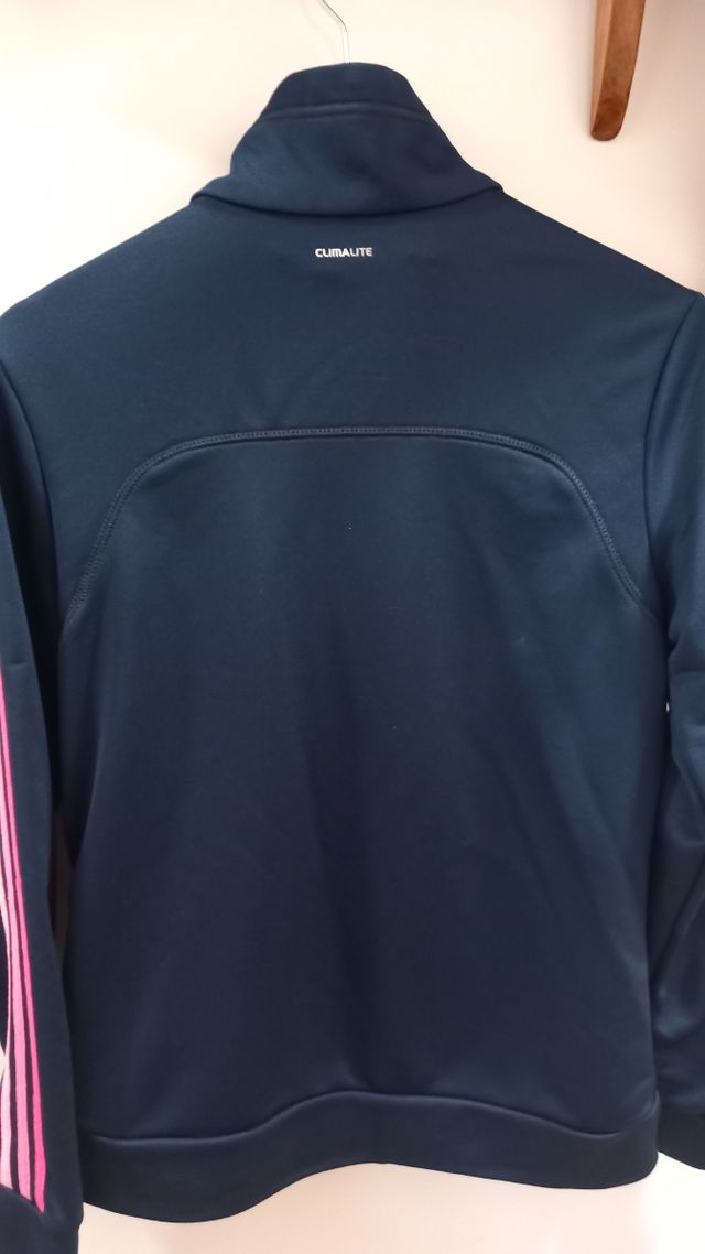 Chaqueta Adidas Talla S/36 Azul con Rayas Rosas