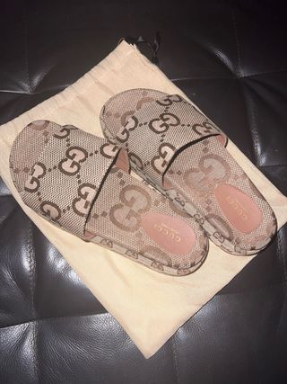 Sandalias Gucci Beige y Marrón