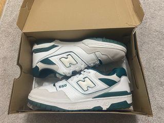 New Balance 550 Verdes Blancas TALLA 46 y medio
