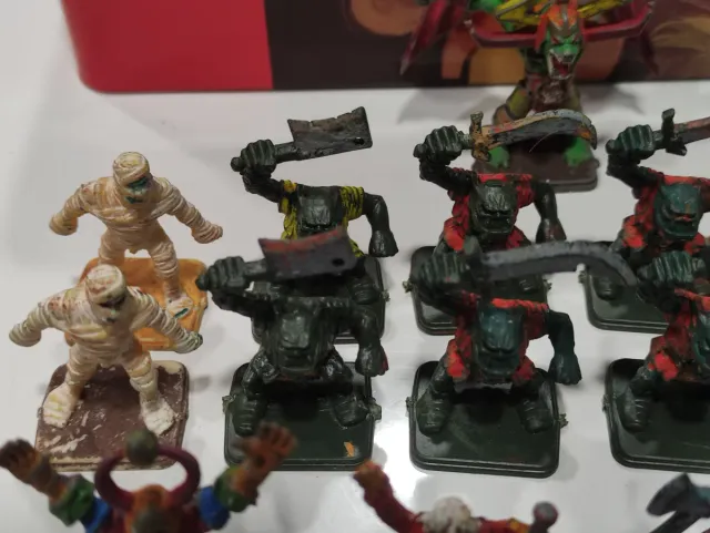 Lote de 24 figuras Heroquest pintadas a mano