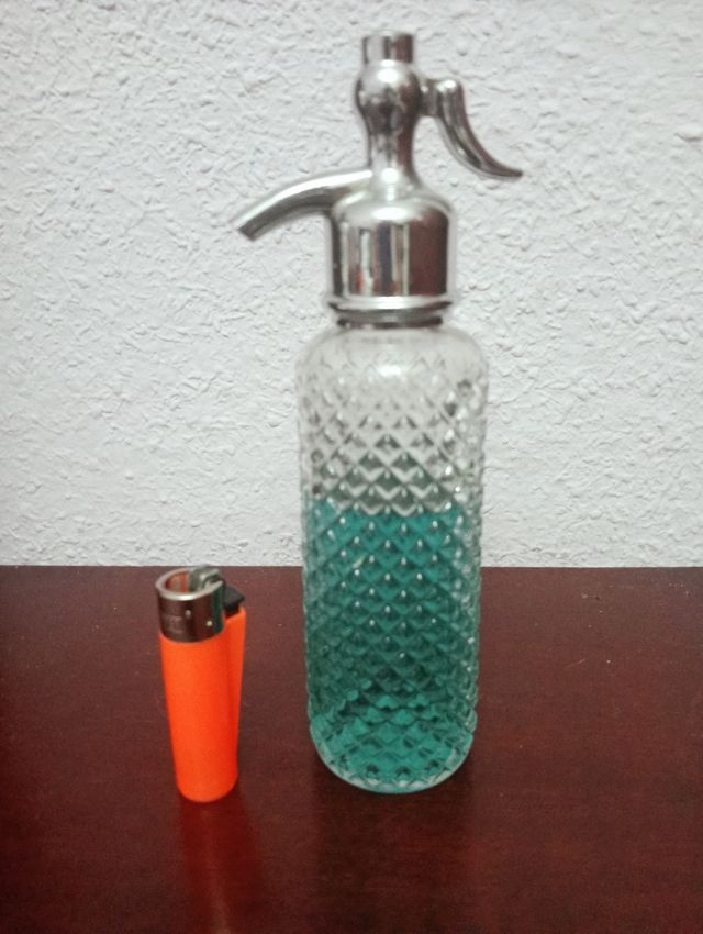 Sifón antiguo vidrio y metal