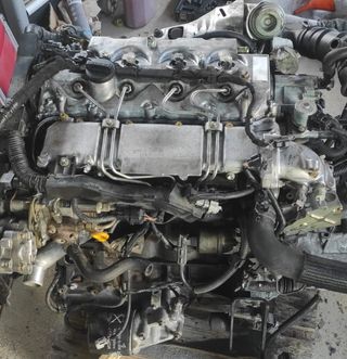 Motor Toyota Avensis 1cdftv 