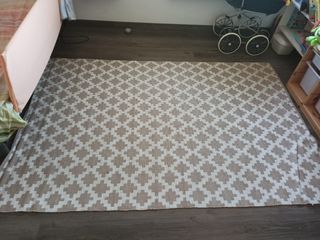 Alfombra Grande Ratán Beige y Blanco Roto