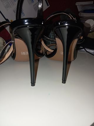 Sandalias de tacón negras talla especial