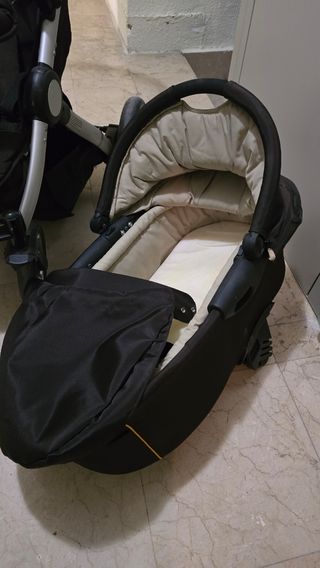 Carrito unisex Mutsy 3 en 1: Silla+Capazo+Maxicosi