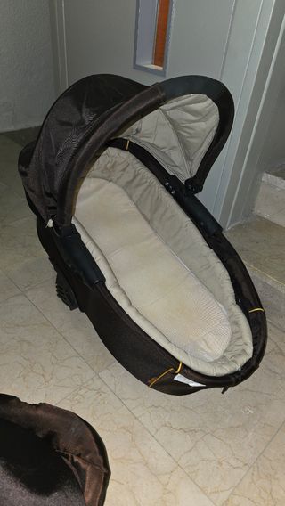 Carrito unisex Mutsy 3 en 1: Silla+Capazo+Maxicosi