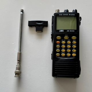 Rádio Scanner Portátil AOR AR-8200