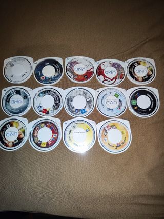 Lotto 11 giochi UMD per PSP.