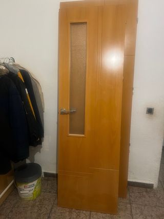 Puertas de interior de madera 50€ cada 1