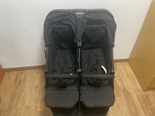Carrito doble plegable para dos bebés