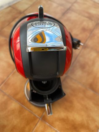 Cafetera Dolce Gusto Krups Roja