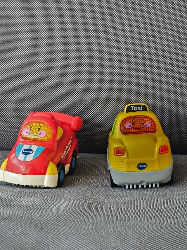 Coches Vtech con Sonidos y Luz