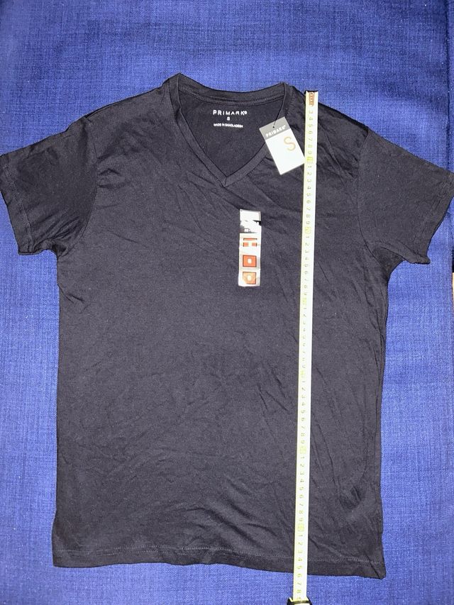 11 Camisetas Negras Cuello V Primark Talla S