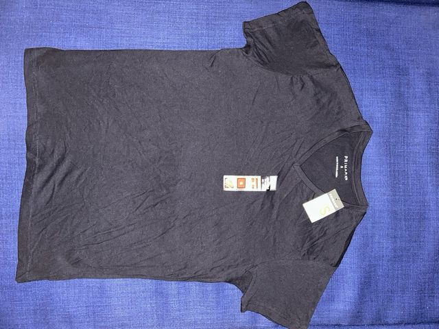 11 Camisetas Negras Cuello V Primark Talla S