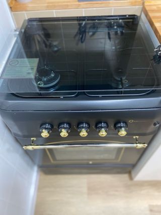 Horno y vitrocerámica de gas