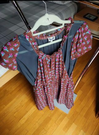 Vestido Marrón con Estampado Multicolor Talla XL