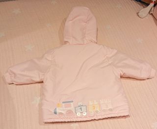 Chamarra rosa para niña