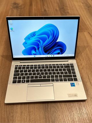 HP Elitebook 840 G8 TACTIL - 32GB
RAM - 512GB NVMe