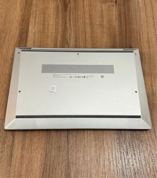 HP Elitebook 840 G8 TACTIL - 32GB
RAM - 512GB NVMe