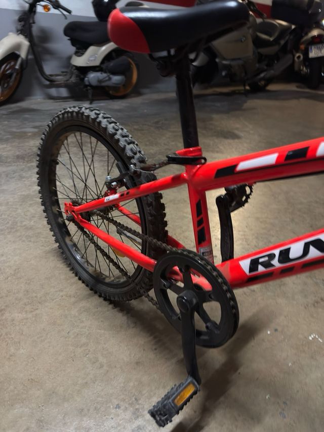Bicicleta BMX RUNFIT 20 pulgadas