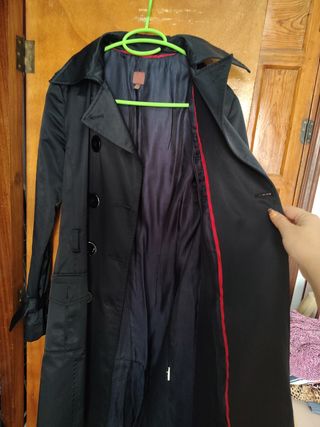 Gabardina Negra Elegante elástico 
