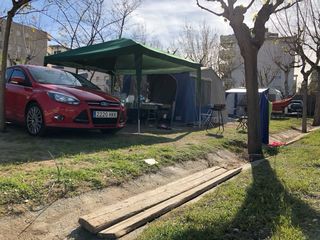 Carro tienda Cherokee