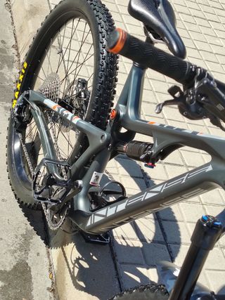 Intense ACV+ Carbon 27.5 Talla L 2018