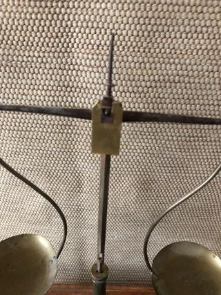 Báscula antigua bronce y madera