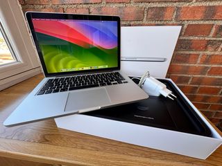 MacBook Pro 13,3 RETINA A1502 NUEVO 