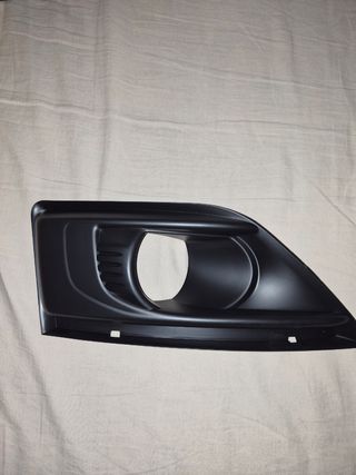 Embellecedor Negro. Citroen C4 Picasso