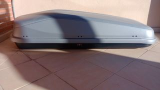 Baúl portaequipajes para coche.