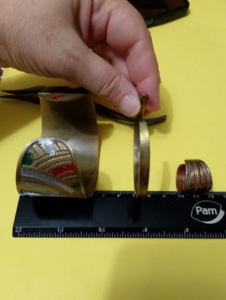 Bracciali vintage oro e verdi