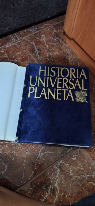 Libro El siglo del absolutismo V8