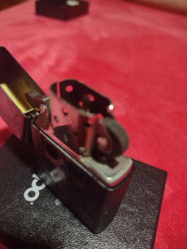 Zippo Anne Stokes Collection Calavera