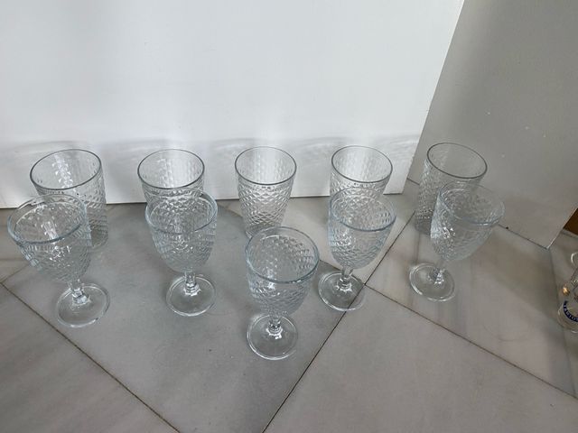 Lote de copas y vasos de cristal
