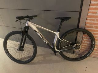 Bicicleta Ghost Lector