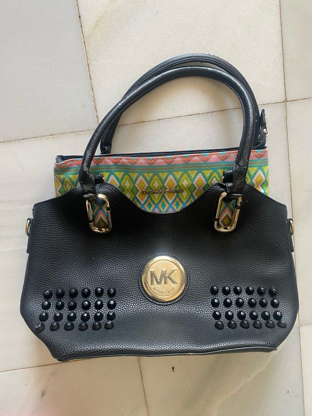 Bolso Michael Kors Negro y Bolso de Playa