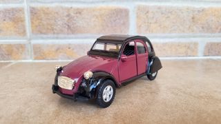 Citroen 2CV a escala