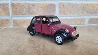 Citroen 2CV a escala