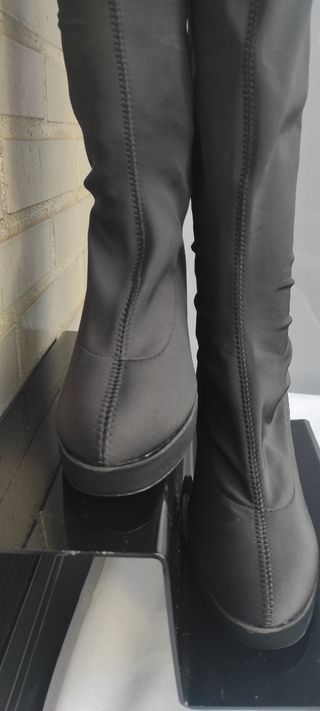 Botas altas negrassNUEVAS 