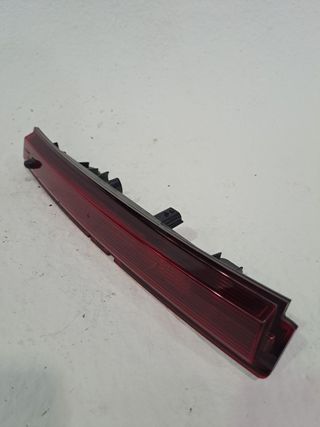 LUZ CENTRAL DE FRENO RENAULT CAPTUR II (2)