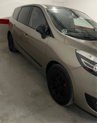Renault Grand Scenic 2012