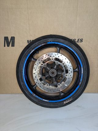 LLANTA YAMAHA R6