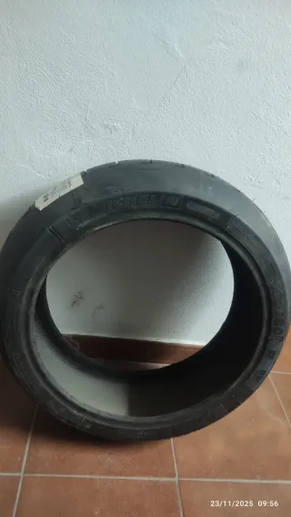 Neumático nuevo Michelin Power Supermoto