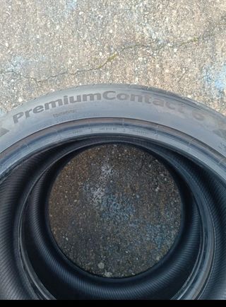 Neumáticos 235/40/19