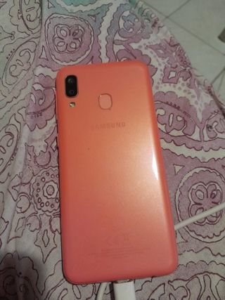 Samsung A20 Rojo