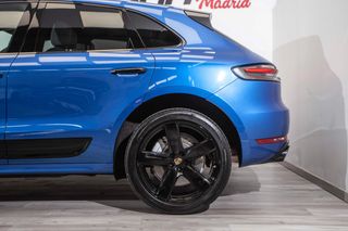 PORSCHE Macan Turbo
