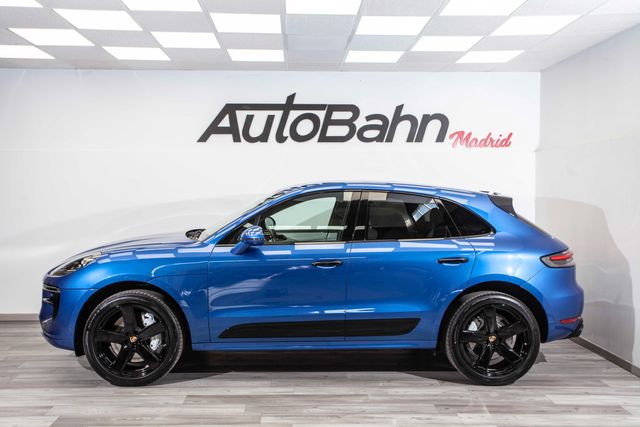 PORSCHE Macan Turbo