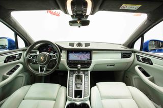 PORSCHE Macan Turbo