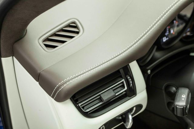 PORSCHE Macan Turbo